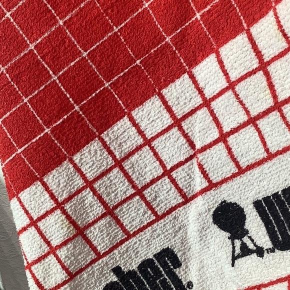 Weber - VTG BBQ picnic tablecloth heavy duty cotton red & white -pair with blue? - Picture 5 of 5